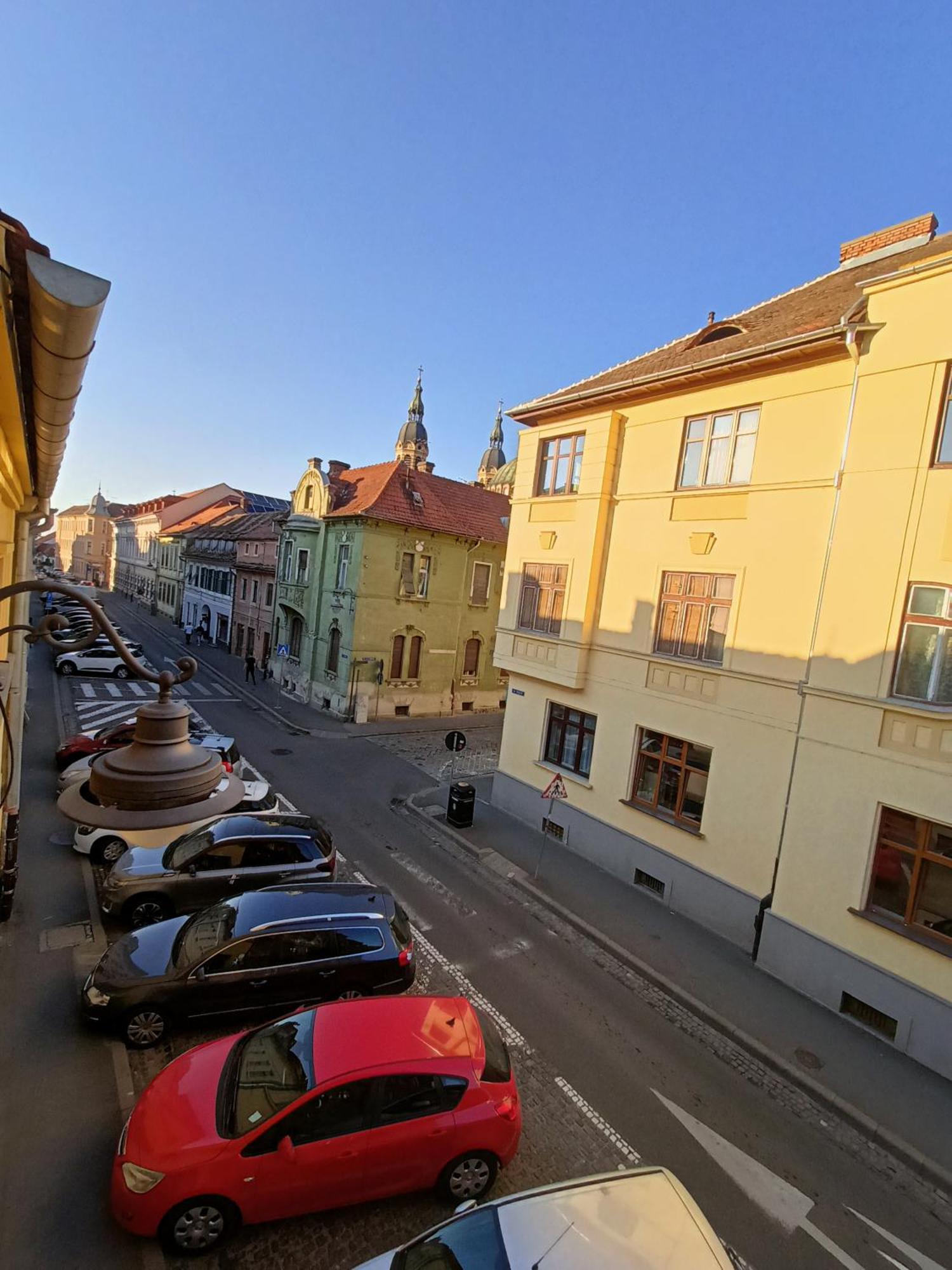 Garden Of Light Apartment Sibiu Ngoại thất bức ảnh